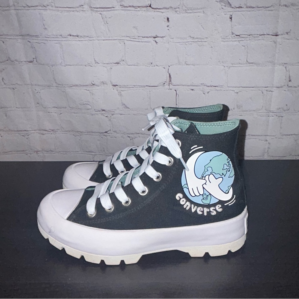 Converse Love Your Mother Lugged Chuck Taylor All Star
women’s‎ size 7.5